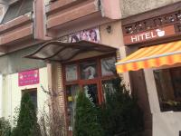 Policarbonát tető referencia 1 Bo-Jász Kft Árnyékolástechnika