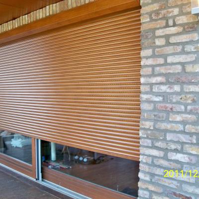 Külsőtokos alumínium redőny Bo-Jász 1.